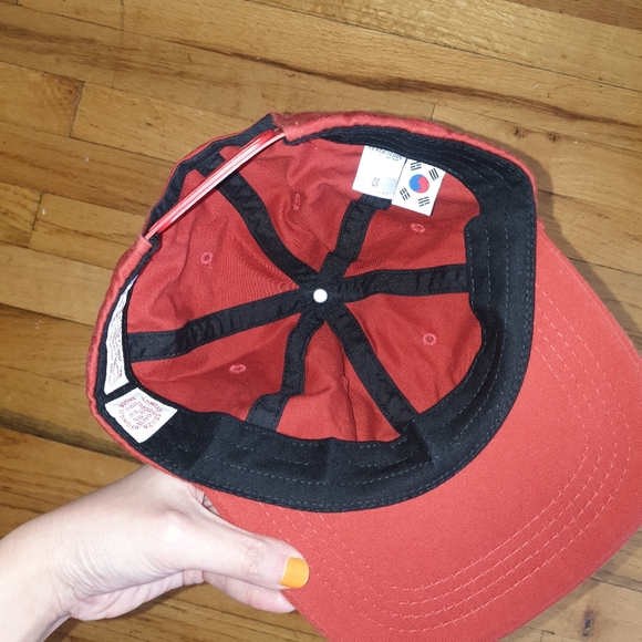 (2 for $40) Red Leata cap NWOT - Picture 4 of 8